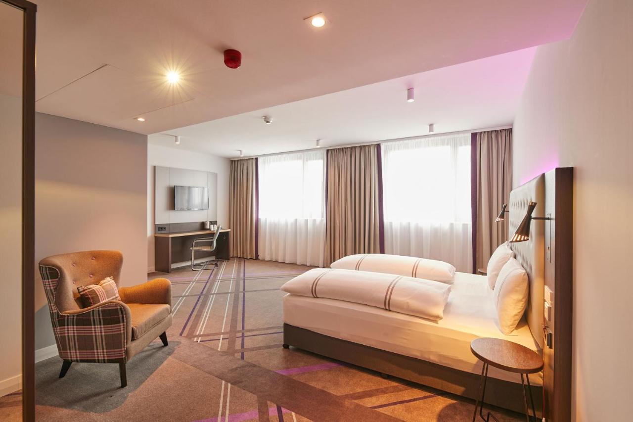 Premier Inn Karlsruhe City Am Wasserturm Dış mekan fotoğraf